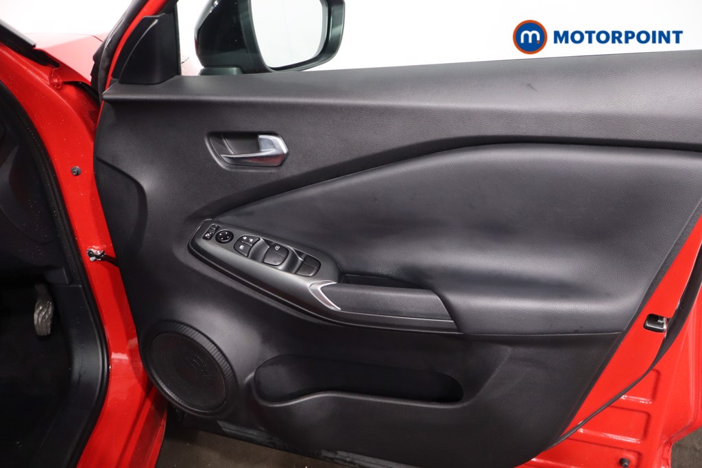 Nissan Juke Acenta Premium Manual Petrol SUV - Stock Number (1621201) - 22nd supplementary image