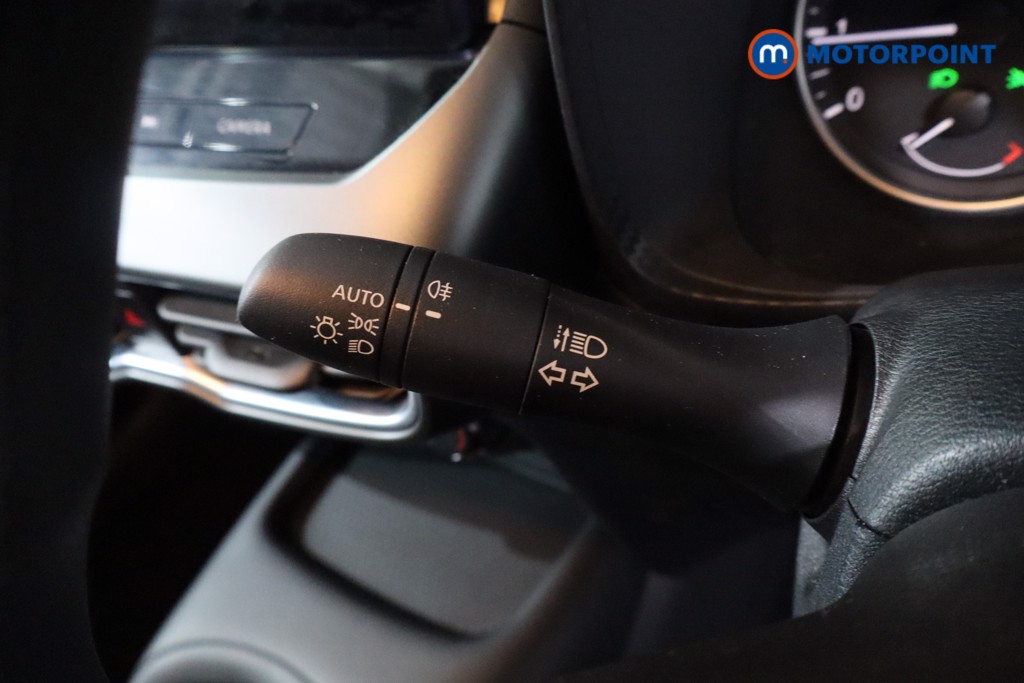 Nissan Juke Acenta Premium Manual Petrol SUV - Stock Number (1621214) - 14th supplementary image