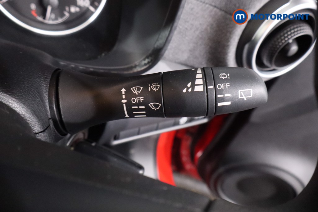 Nissan Juke Acenta Premium Manual Petrol SUV - Stock Number (1621214) - 15th supplementary image