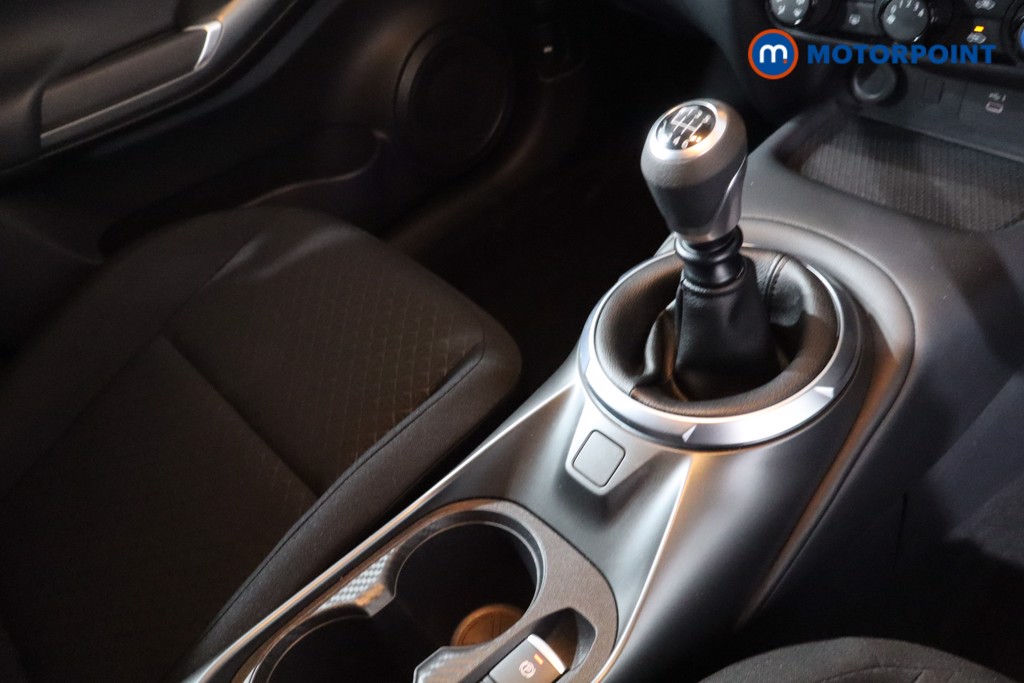 Nissan Juke Acenta Premium Manual Petrol SUV - Stock Number (1621214) - 19th supplementary image