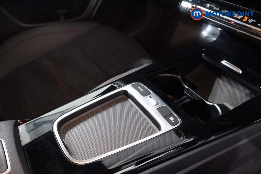 Mercedes-Benz A Class Amg Line Automatic Petrol Saloon - Stock Number (1621373) - 21st supplementary image