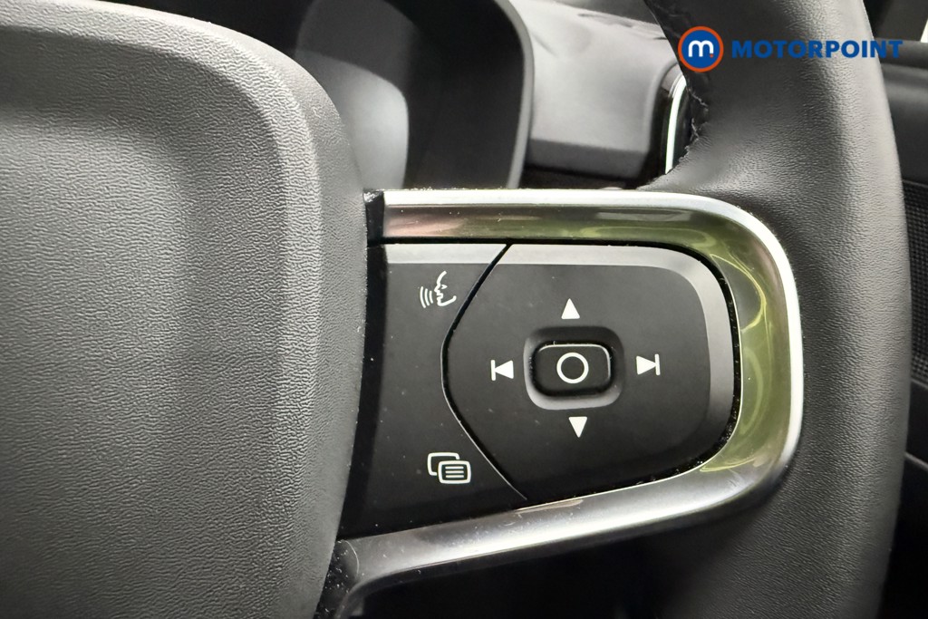 Volvo Xc40 R Design Pro Automatic Petrol SUV - Stock Number (1601533) - 15th supplementary image