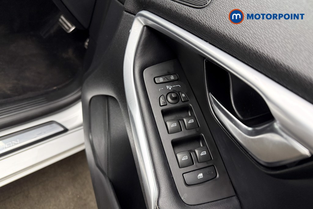 Volvo V40 R Design Edition Automatic Petrol Hatchback - Stock Number (1601918) - 16th supplementary image