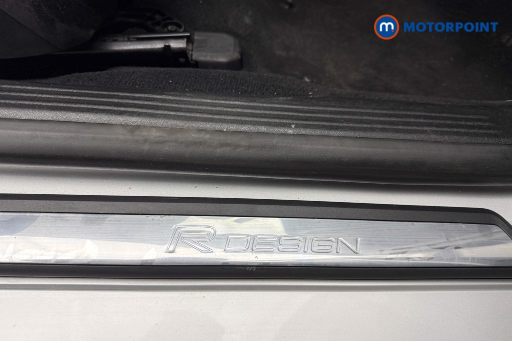 Volvo V40 R Design Edition Automatic Petrol Hatchback - Stock Number (1601918) - 25th supplementary image