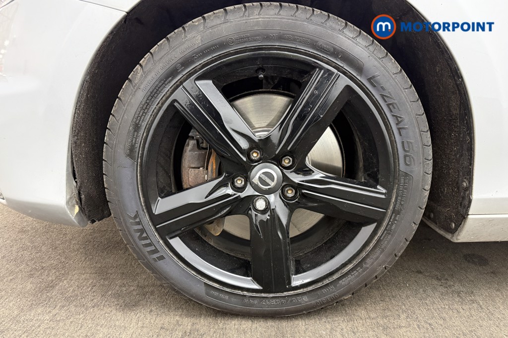 Volvo V40 R Design Edition Automatic Petrol Hatchback - Stock Number (1601918) - 1st supplementary image