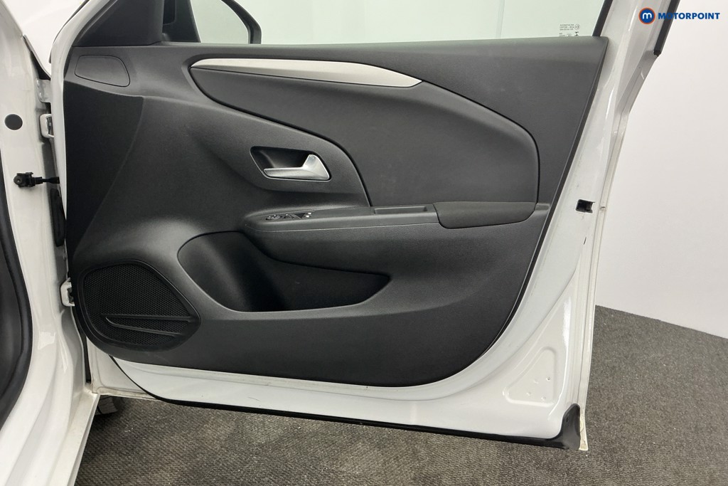 Vauxhall Corsa SE Manual Petrol Hatchback - Stock Number (1602216) - 23rd supplementary image