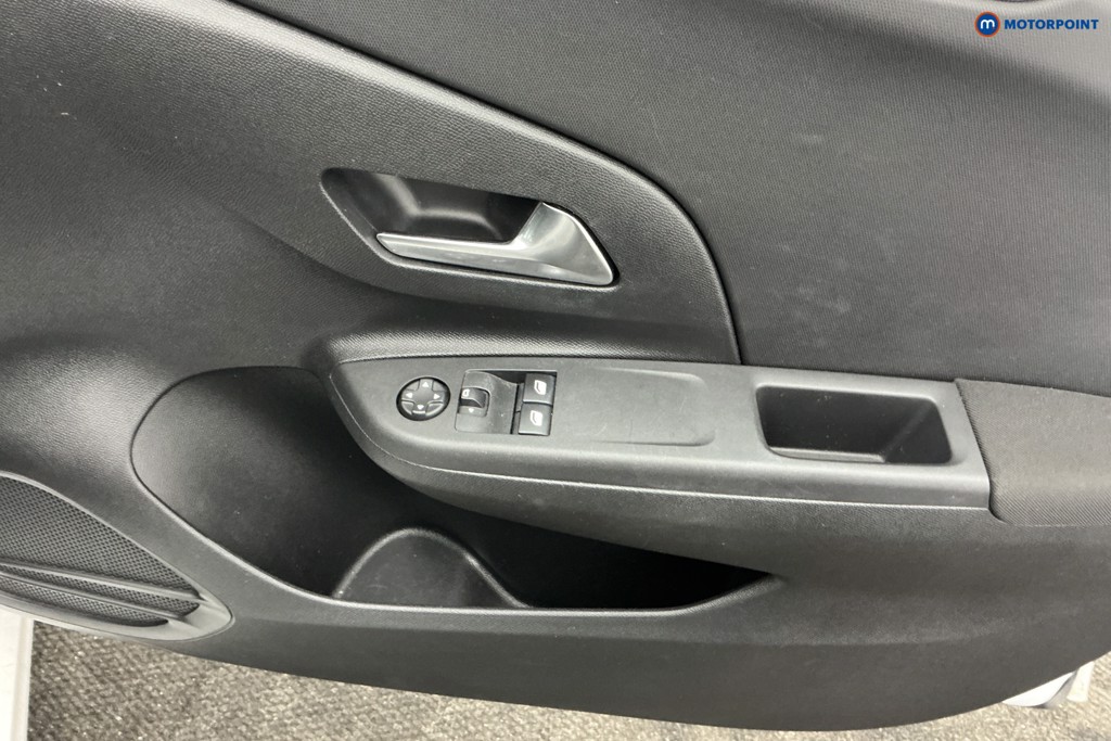 Vauxhall Corsa SE Manual Petrol Hatchback - Stock Number (1602216) - 24th supplementary image