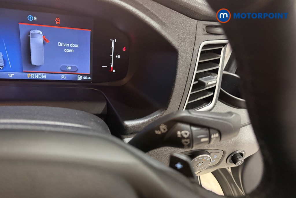 Ford Transit Limited Automatic Diesel Medium Roof Van - Stock Number (1606170) - 3rd supplementary image