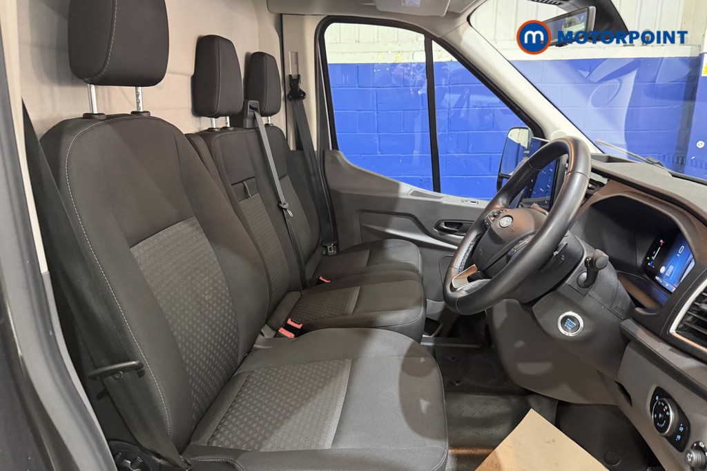 Ford Transit Limited Automatic Diesel Medium Roof Van - Stock Number (1606170) - 10th supplementary image