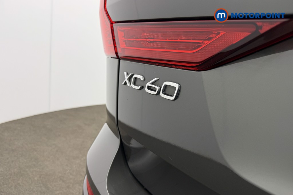 Volvo Xc60 R Design Pro Automatic Diesel SUV - Stock Number (1607509) - 27th supplementary image