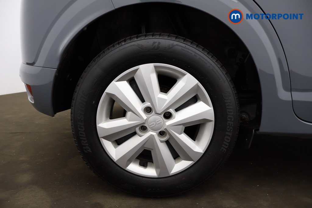 Dacia Sandero Expression Manual Petrol Hatchback - Stock Number (1608382) - 2nd supplementary image