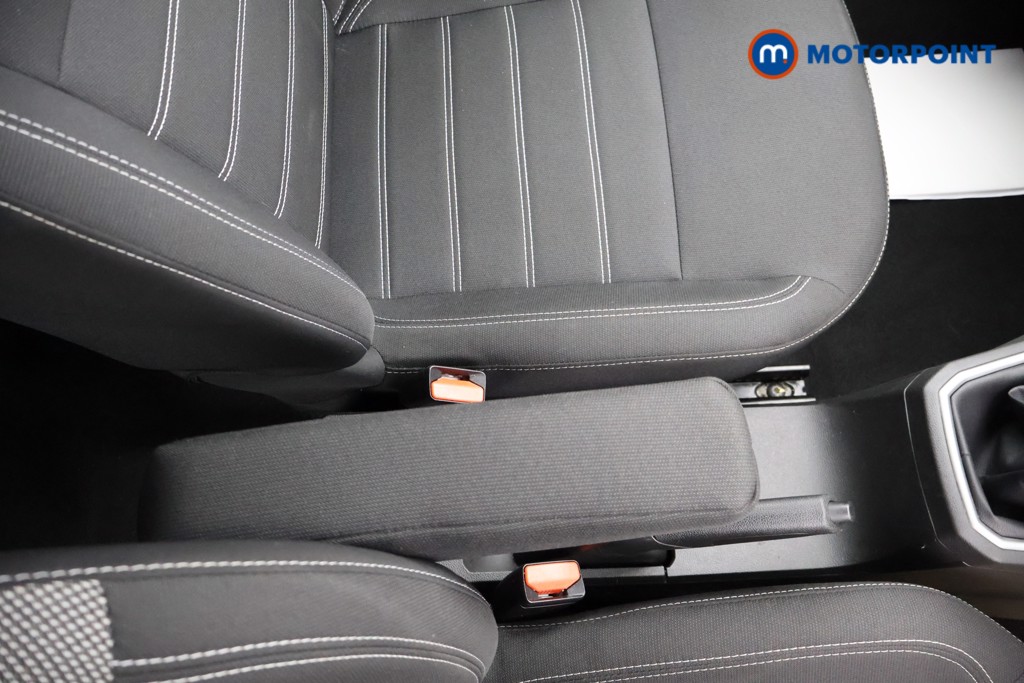 Dacia Sandero Expression Manual Petrol Hatchback - Stock Number (1608382) - 18th supplementary image