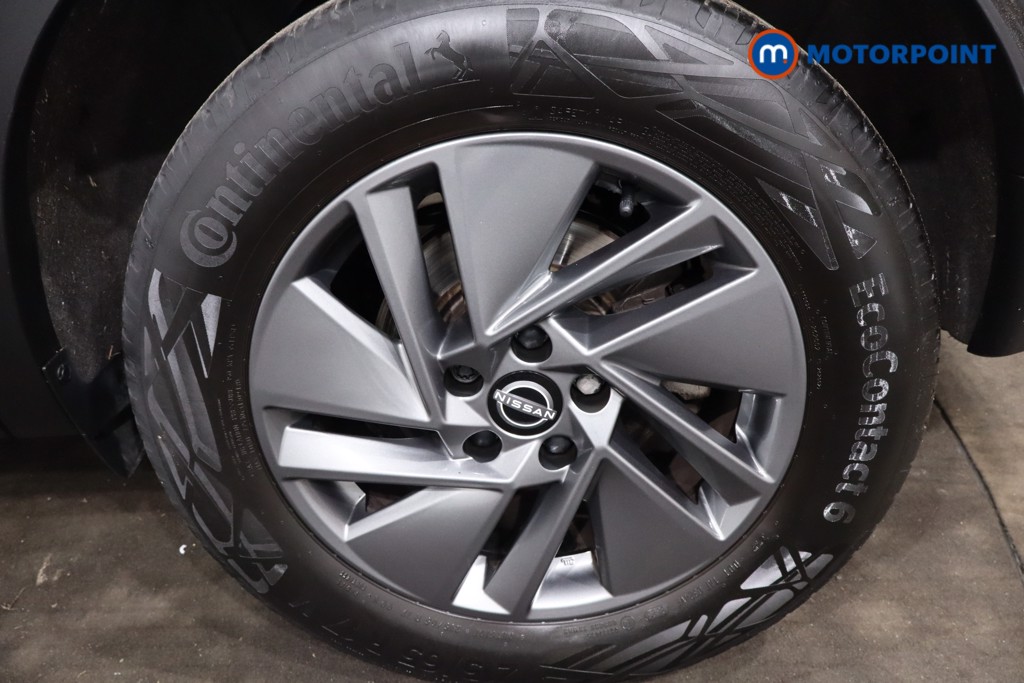 Nissan Qashqai Acenta Premium Automatic Petrol SUV - Stock Number (1610459) - 12th supplementary image