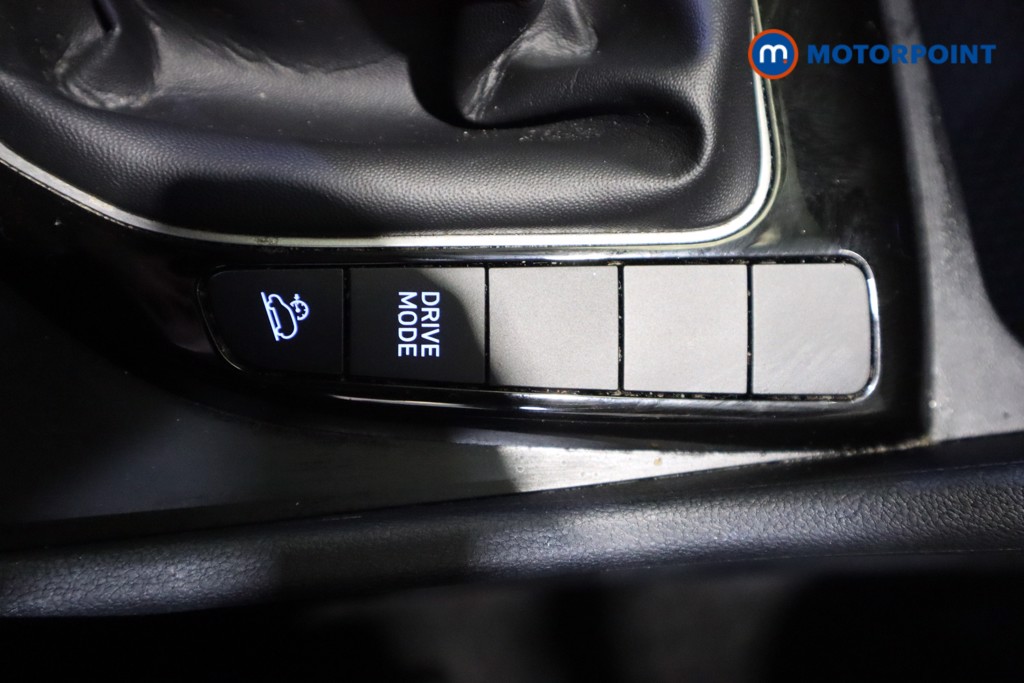 Hyundai Tucson Se Connect Manual Petrol SUV - Stock Number (1611124) - 23rd supplementary image