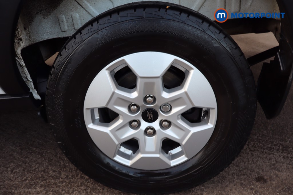 Ford Transit Limited Automatic Diesel Medium Roof Van - Stock Number (1611379) - 10th supplementary image