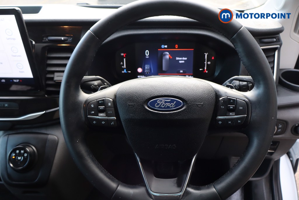 Ford Transit Limited Automatic Diesel Medium Roof Van - Stock Number (1611450) - 5th supplementary image