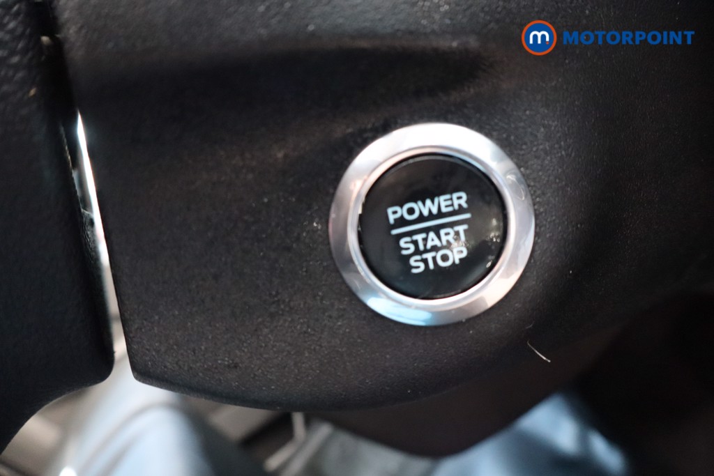 Ford Transit Limited Automatic Diesel Medium Roof Van - Stock Number (1611450) - 14th supplementary image