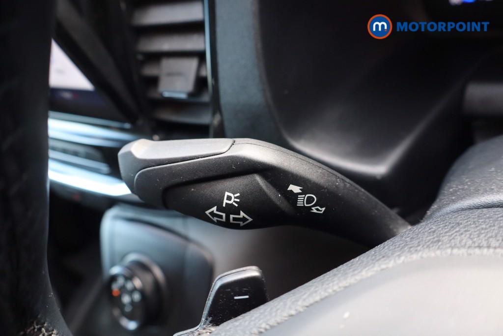 Ford Transit Limited Automatic Diesel Medium Roof Van - Stock Number (1611450) - 15th supplementary image