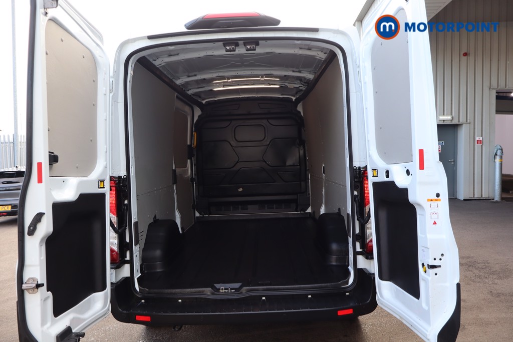 Ford Transit Limited Automatic Diesel Medium Roof Van - Stock Number (1611450) - 35th supplementary image