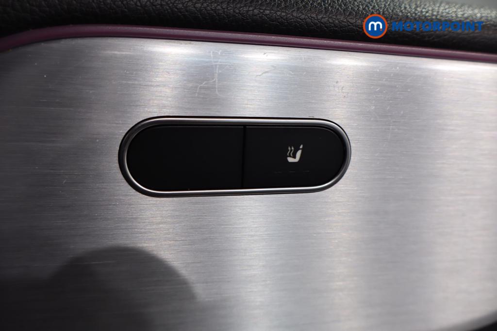 Mercedes-Benz B Class Amg Line Automatic Diesel Hatchback - Stock Number (1613312) - 14th supplementary image