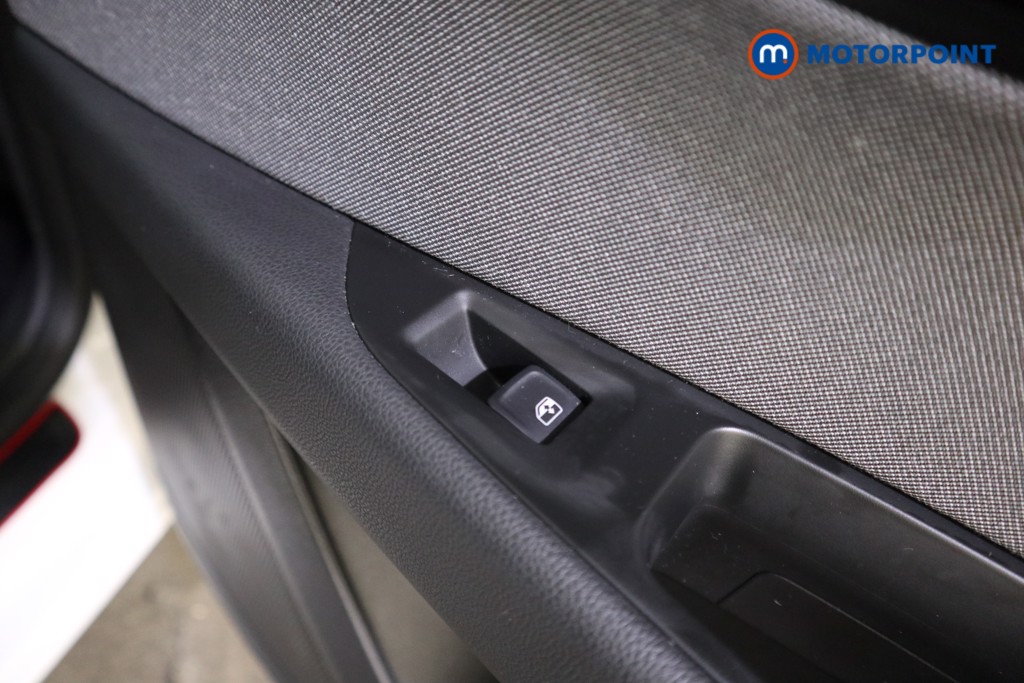 Seat Leon Se Dynamic Manual Petrol Hatchback - Stock Number (1613363) - 19th supplementary image