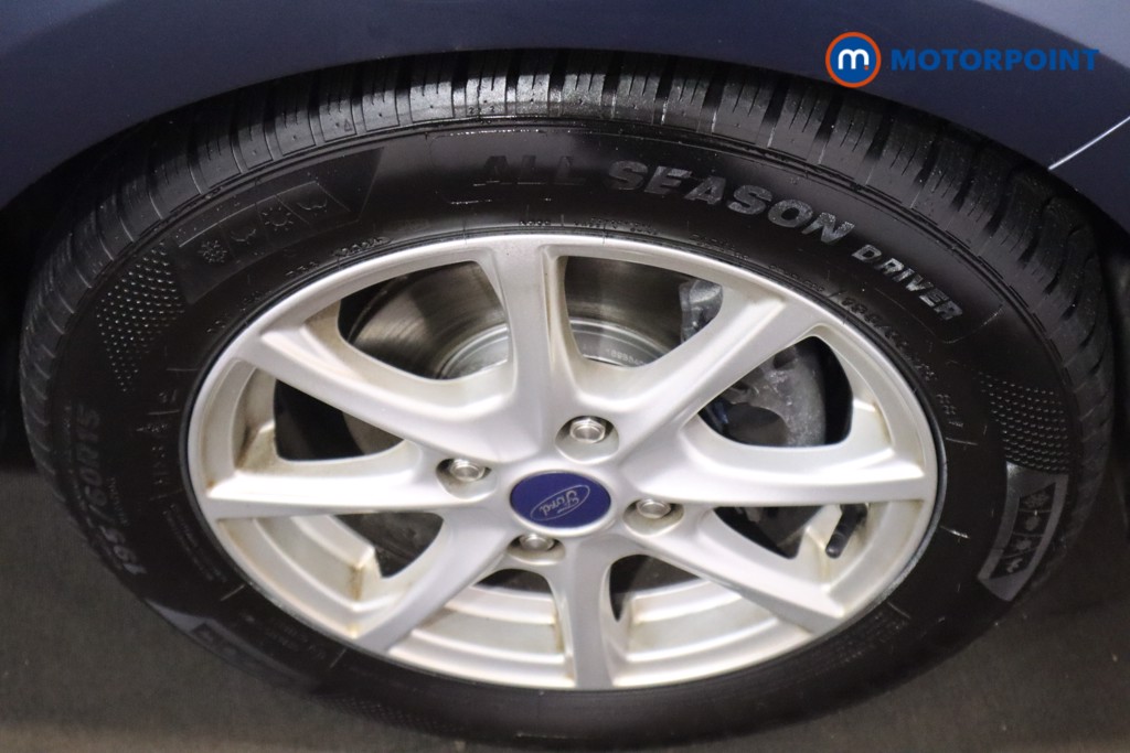 Ford Fiesta Zetec Manual Petrol Hatchback - Stock Number (1614676) - 11th supplementary image