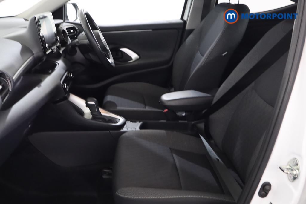 Toyota Yaris Design Automatic Petrol-Electric Hybrid Hatchback - Stock Number (1615129) - 15th supplementary image