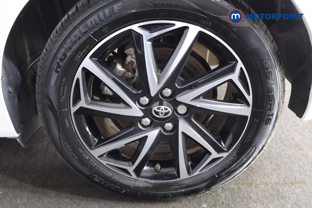 Toyota Yaris Design Automatic Petrol-Electric Hybrid Hatchback - Stock Number (1615129) - 22nd supplementary image