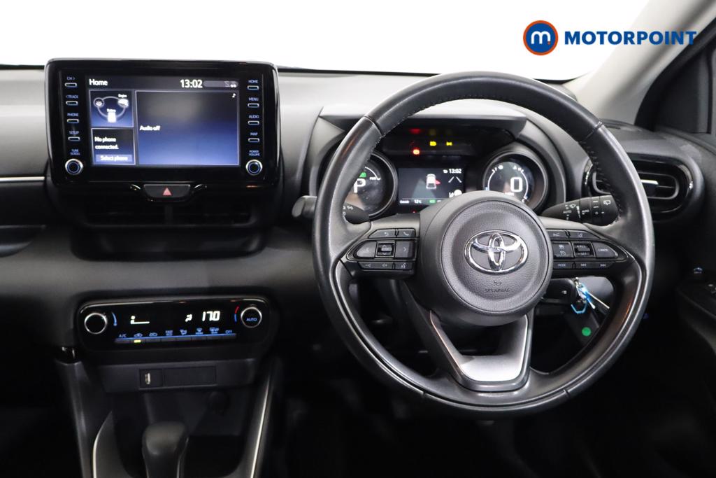 Toyota Yaris Design Automatic Petrol-Electric Hybrid Hatchback - Stock Number (1615129) - 1st supplementary image