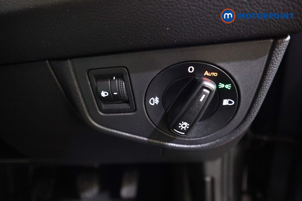 Volkswagen Polo Life Manual Petrol Hatchback - Stock Number (1615216) - 12th supplementary image