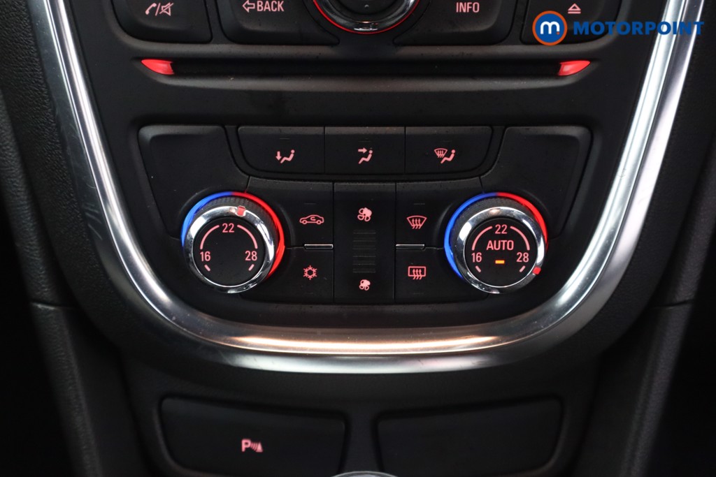 Vauxhall Mokka Exclusiv Automatic Petrol SUV - Stock Number (1615644) - 5th supplementary image