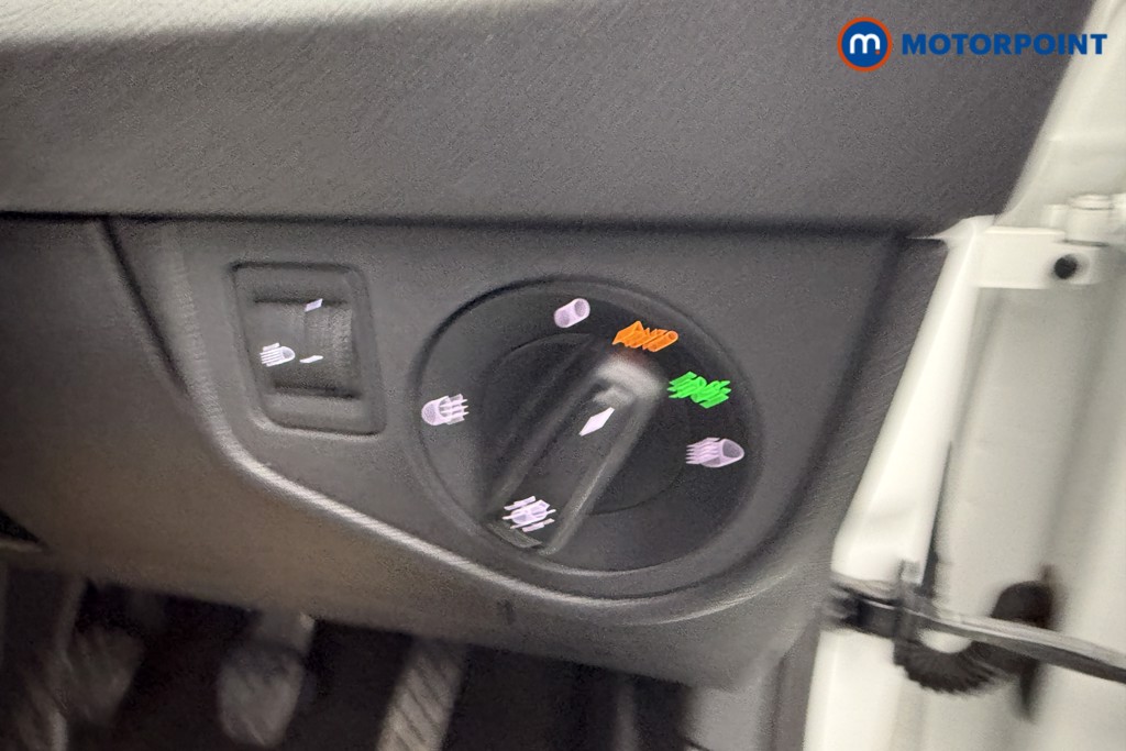 Volkswagen Polo Life Manual Petrol Hatchback - Stock Number (1616457) - 3rd supplementary image