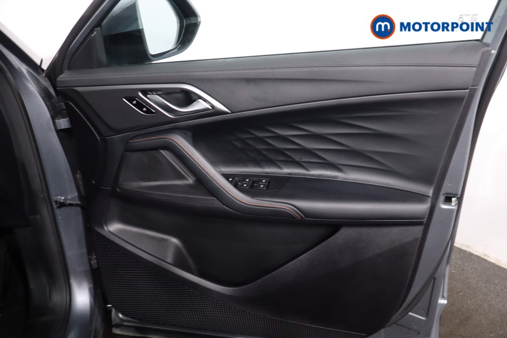 Mg Motor Uk HS SE Automatic Petrol-Electric Hybrid SUV - Stock Number (1616688) - 25th supplementary image