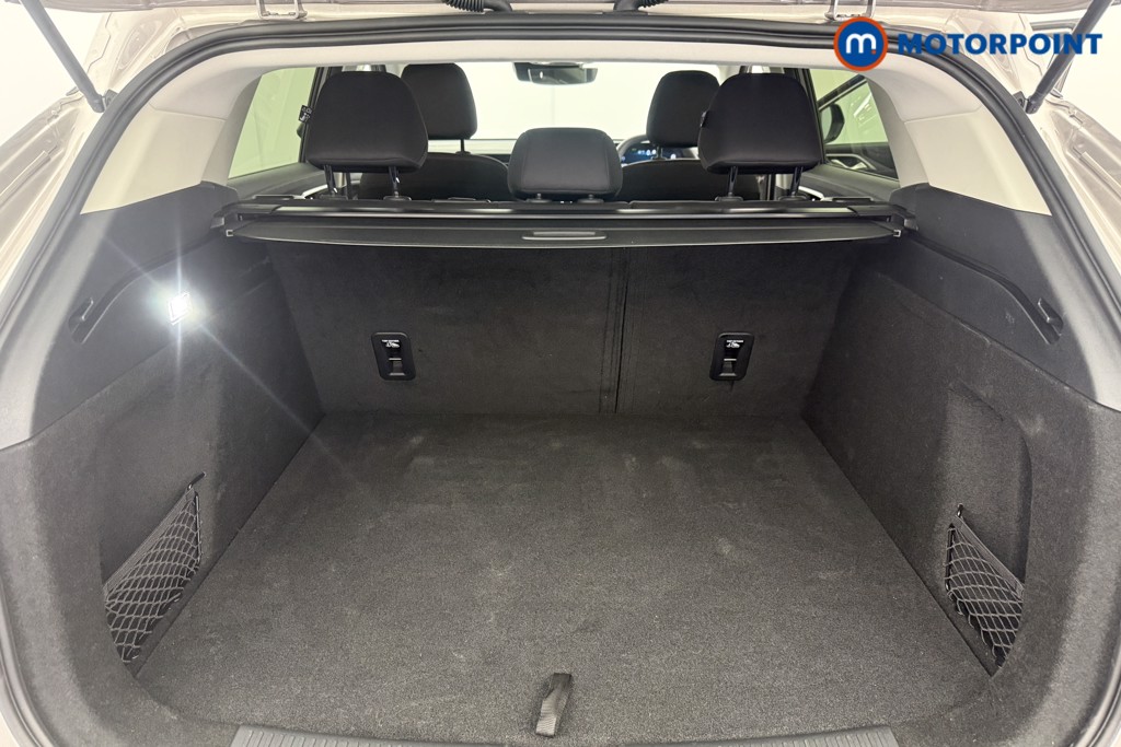 Mg Motor Uk HS SE Automatic Petrol-Electric Hybrid SUV - Stock Number (1616702) - 19th supplementary image