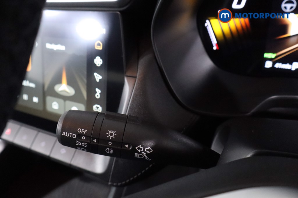 Mg Motor Uk ZS Trophy Automatic Petrol-Electric Hybrid SUV - Stock Number (1616850) - 14th supplementary image