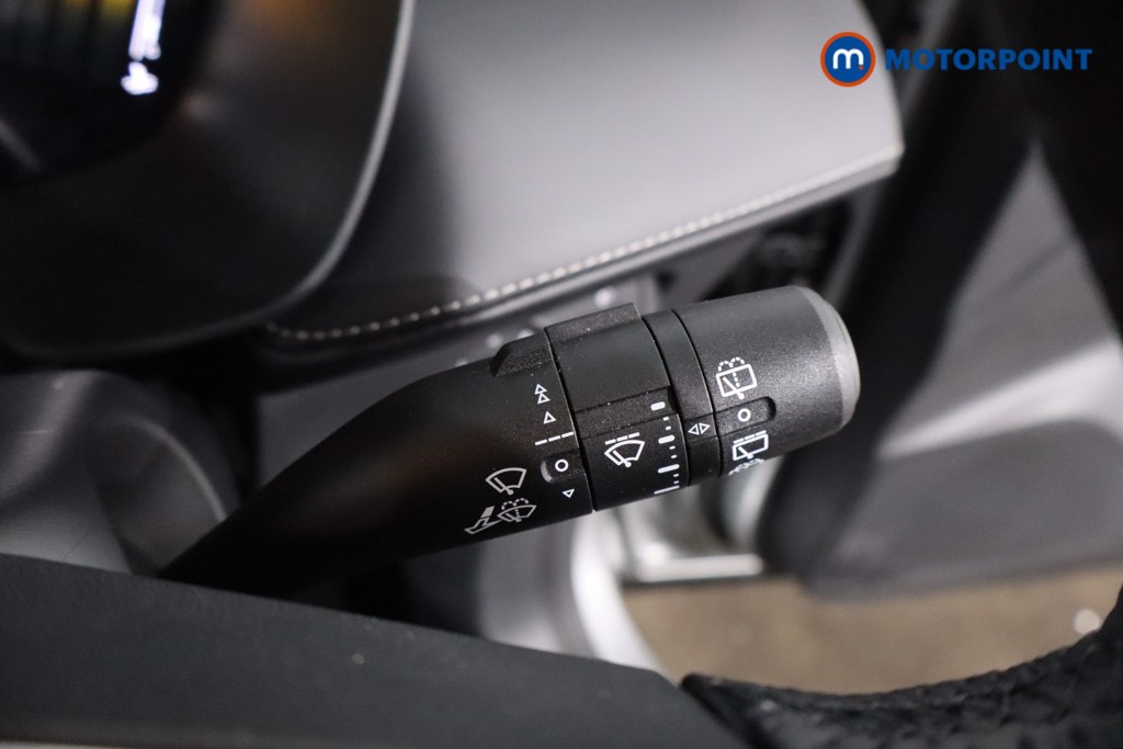 Mg Motor Uk ZS Trophy Automatic Petrol-Electric Hybrid SUV - Stock Number (1616850) - 15th supplementary image