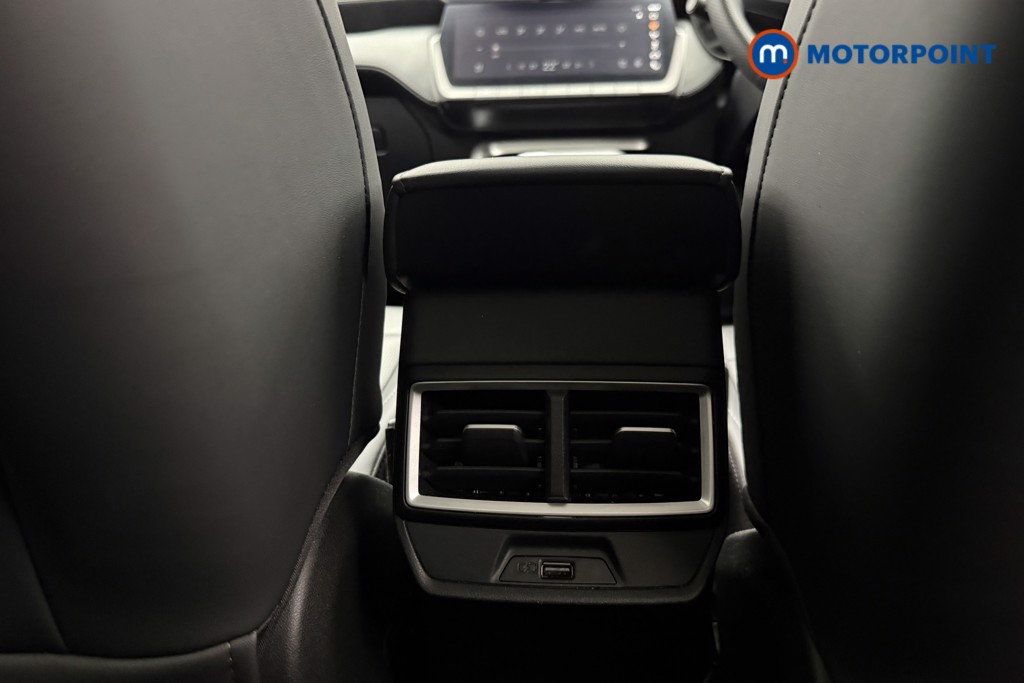 Mg Motor Uk ZS Trophy Automatic Petrol-Electric Hybrid SUV - Stock Number (1616878) - 23rd supplementary image