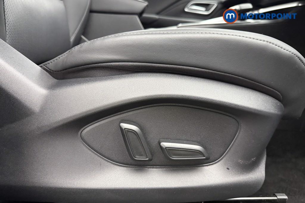 Mg Motor Uk ZS Trophy Automatic Petrol-Electric Hybrid SUV - Stock Number (1616917) - 15th supplementary image