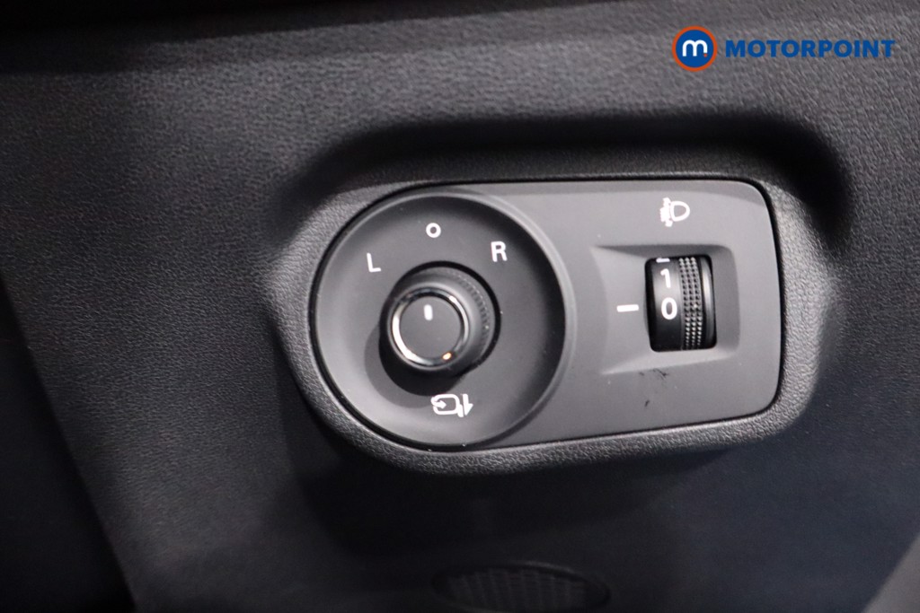 Mg Motor Uk ZS Trophy Automatic Petrol-Electric Hybrid SUV - Stock Number (1617093) - 15th supplementary image