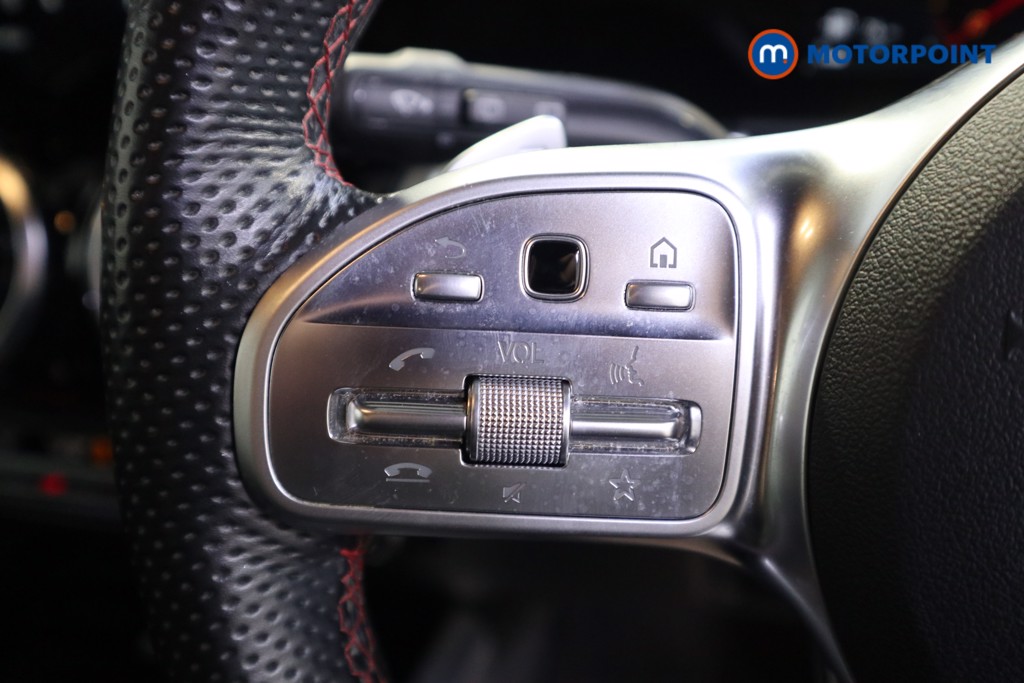 Mercedes-Benz GLB Amg Line Automatic Petrol SUV - Stock Number (1617114) - 5th supplementary image