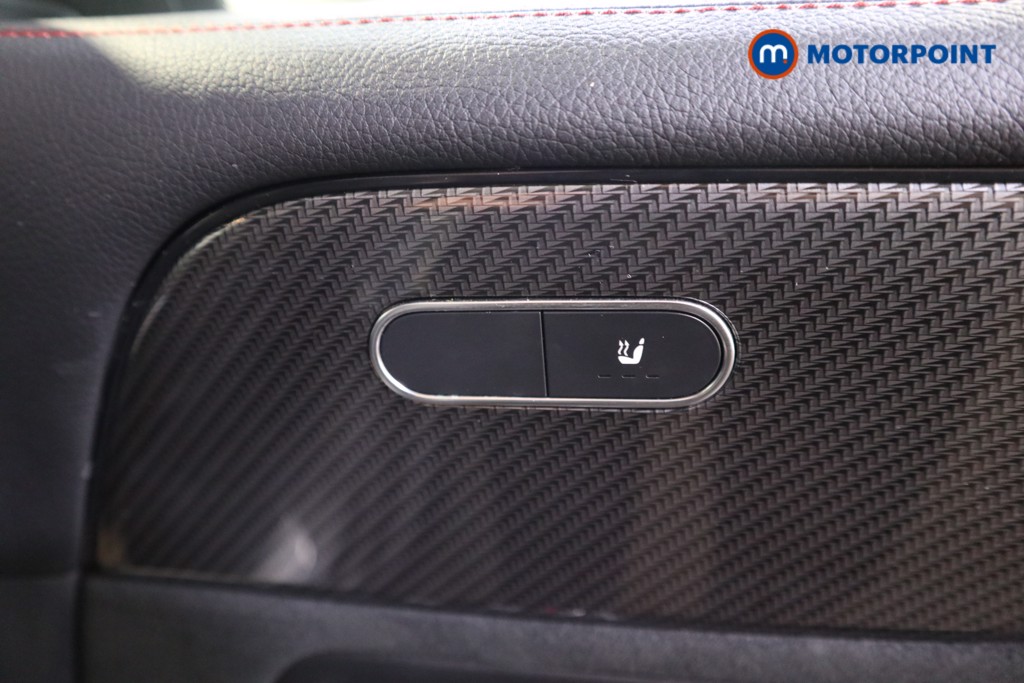 Mercedes-Benz GLB Amg Line Automatic Petrol SUV - Stock Number (1617114) - 16th supplementary image