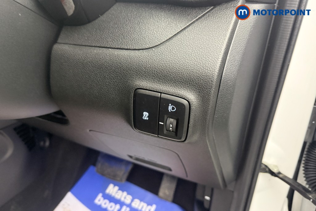 Hyundai I10 Premium Automatic Petrol Hatchback - Stock Number (1617219) - 3rd supplementary image