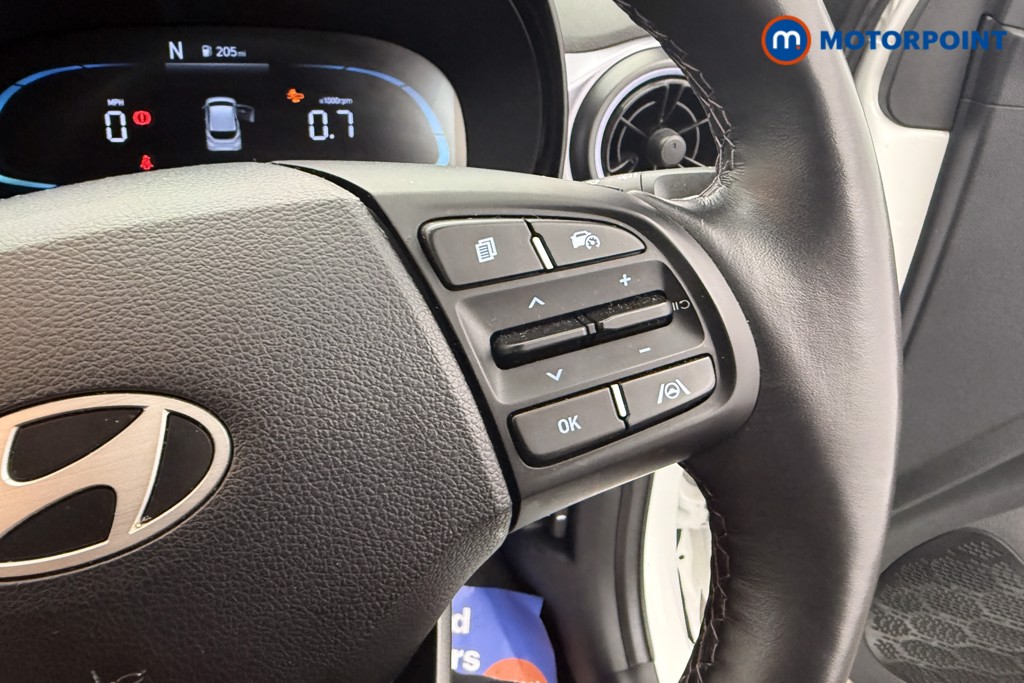 Hyundai I10 Premium Automatic Petrol Hatchback - Stock Number (1617219) - 15th supplementary image