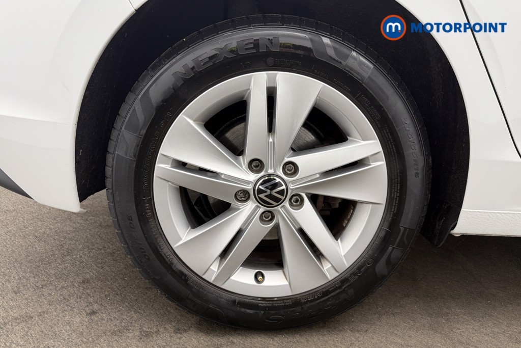 Volkswagen Golf Life Automatic Petrol Hatchback - Stock Number (1617294) - 3rd supplementary image