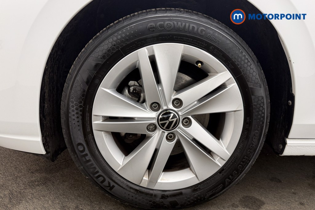 Volkswagen Golf Life Automatic Petrol Hatchback - Stock Number (1617294) - 1st supplementary image