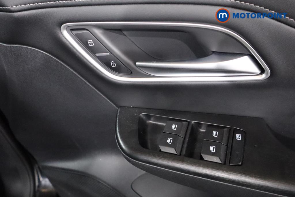 Mg Motor Uk ZS Trophy Automatic Petrol-Electric Hybrid SUV - Stock Number (1617568) - 10th supplementary image