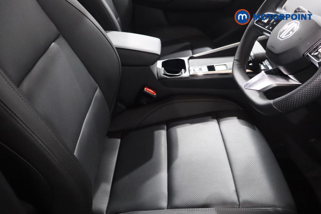Mg Motor Uk ZS Trophy Automatic Petrol-Electric Hybrid SUV - Stock Number (1617568) - 11th supplementary image