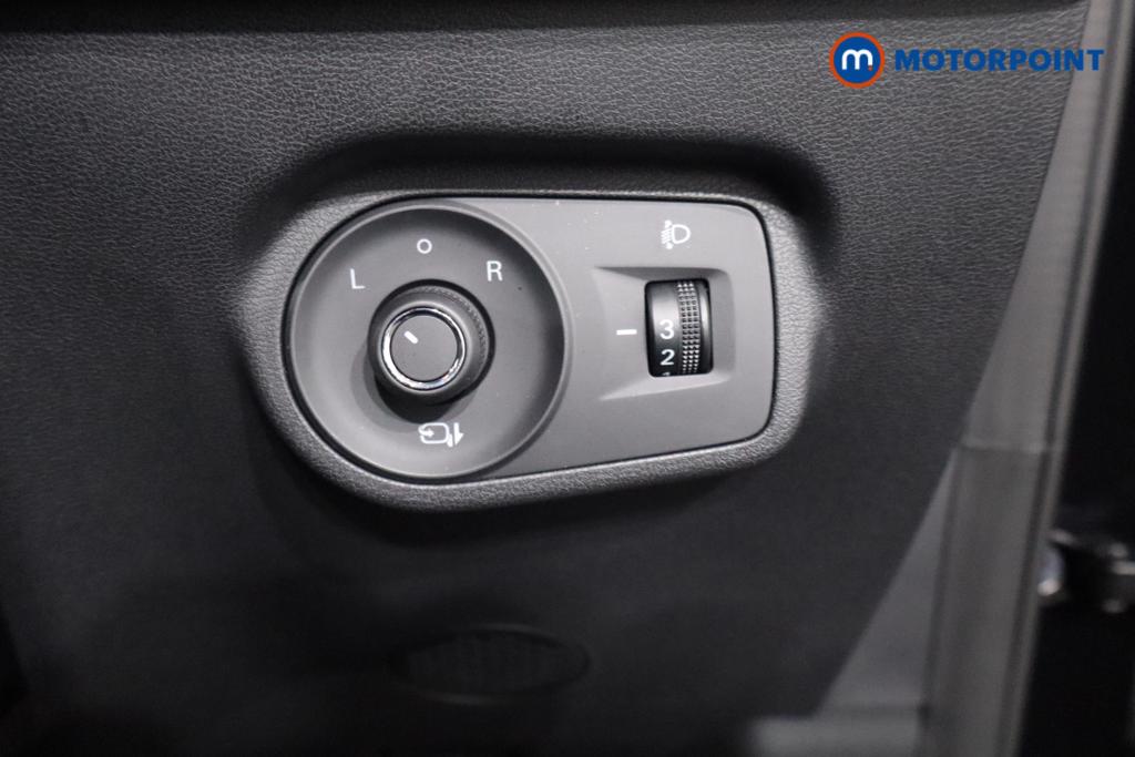 Mg Motor Uk ZS Trophy Automatic Petrol-Electric Hybrid SUV - Stock Number (1617568) - 12th supplementary image