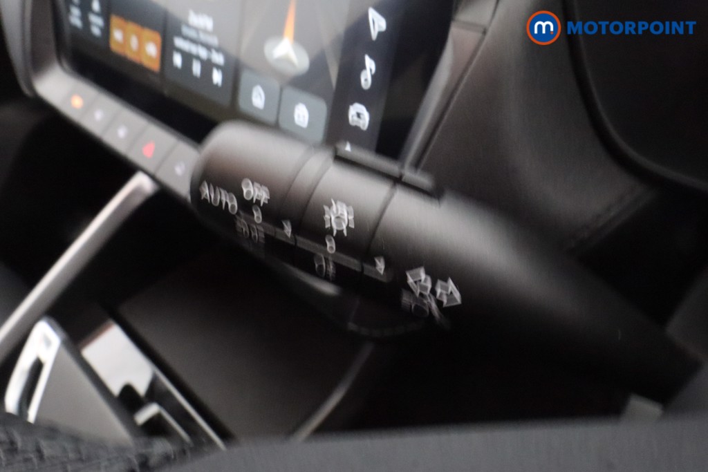 Mg Motor Uk ZS Trophy Automatic Petrol-Electric Hybrid SUV - Stock Number (1617659) - 14th supplementary image