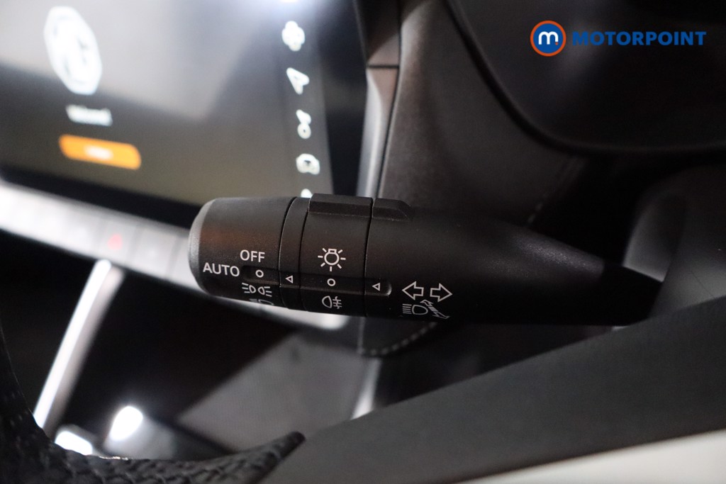 Mg Motor Uk ZS Trophy Automatic Petrol-Electric Hybrid SUV - Stock Number (1617676) - 14th supplementary image